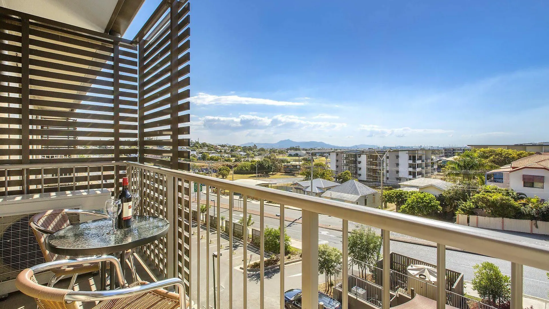Aparthotel Gladstone Downtown Central Apartment Hotel Official