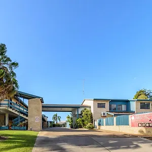 Motel Palms Motor, Gladstone